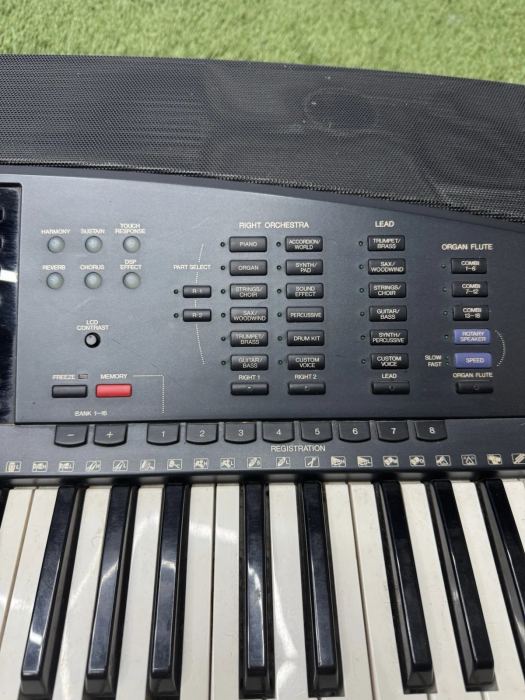Yamaha PSR-7000 Professional 61-Key Arranger Workstation Keyboard