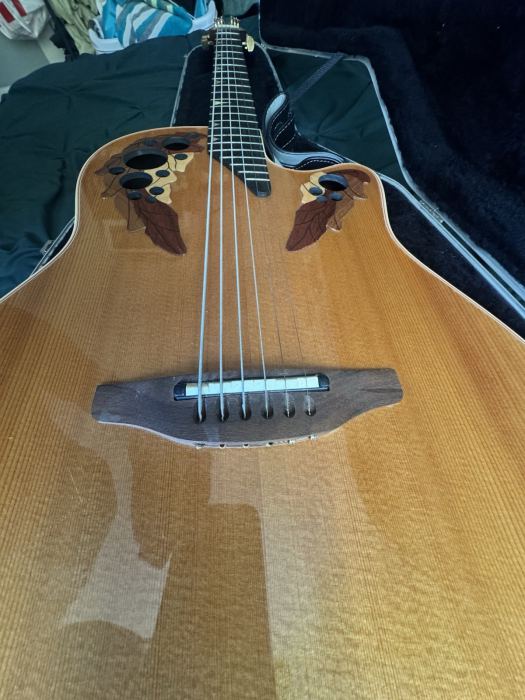 OVATION Baritone Acoustic Electric Guitar Natural Skin With Original Hard Case