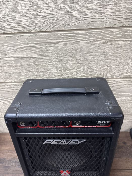 Peavey Micro Bass Practice / Small Venue  Amplifier Amp 20 Watts Black