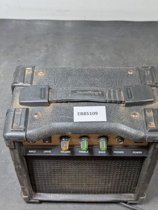 SoundKing Guitar Amplifier - Working, Signs of Use, No Accessories