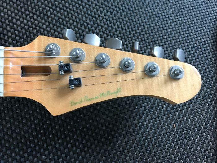 McNaught G-4 Tradition 2007 Handmade Boutique Strat - Nitro blue transparent