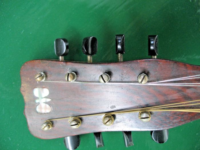 19th CENTURY ITALIAN MANDOLIN DOME BACK 6 STRINGS NACRE INLAYS SIGNED CAPOZZI