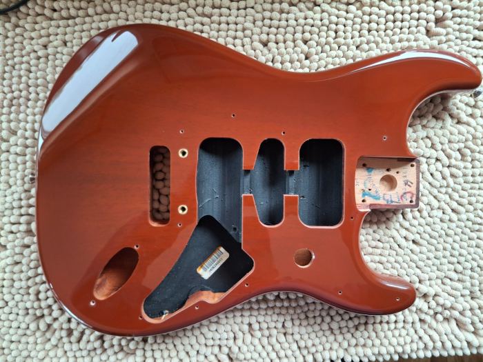 Fender Player II Series Body Chambered Mahogany Mocha Stratocaster Amazing 3 lbs