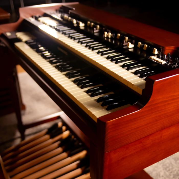 Hammond XK-7D Dual-Manual Tonewheel Organ