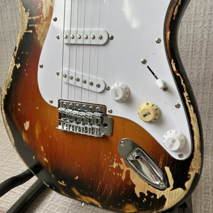 Custom Shop ST Mixed Color Heavy Relics Electric Guitar SSS Pickups Real Photo