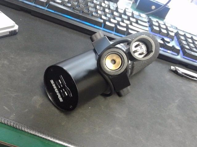 SHURE SM7B (EZ2006679)