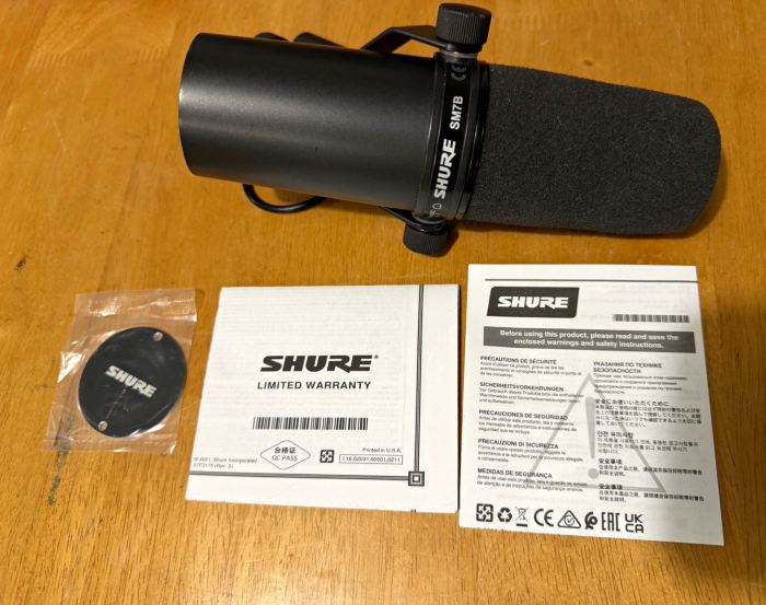 Shure SM7B Dynamic Studio Microphone XLR
