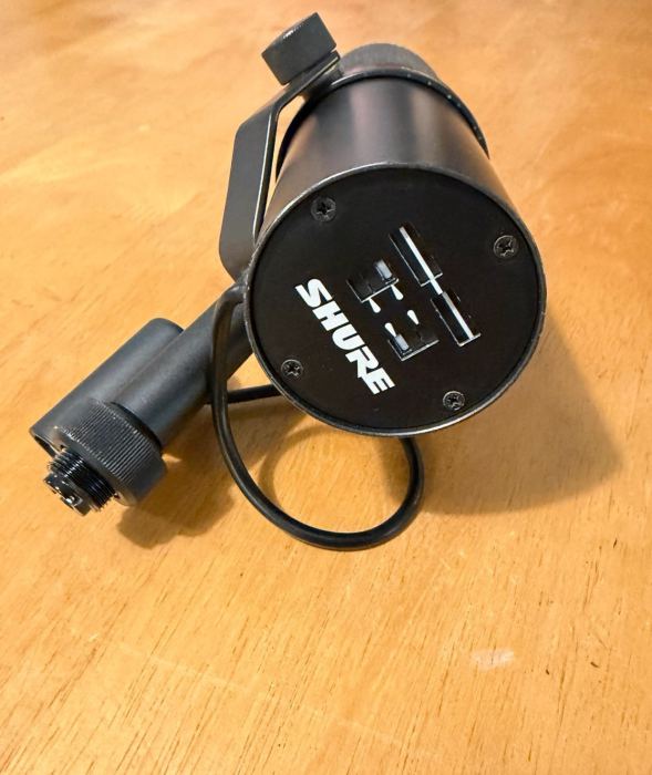Shure SM7B Dynamic Studio Microphone XLR