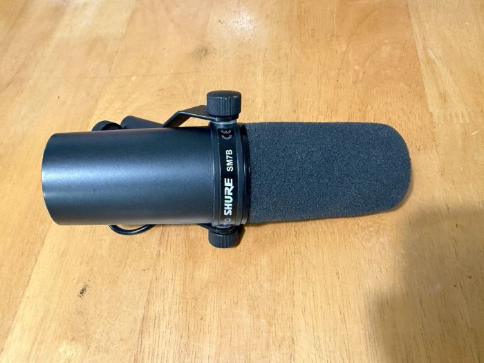 Shure SM7B Dynamic Studio Microphone XLR