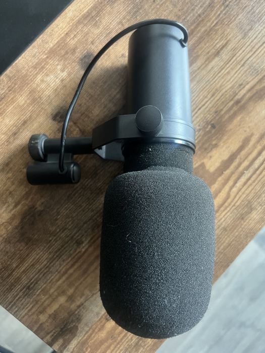 Shure SM7B Cardioid Dynamic Vocal Microphone