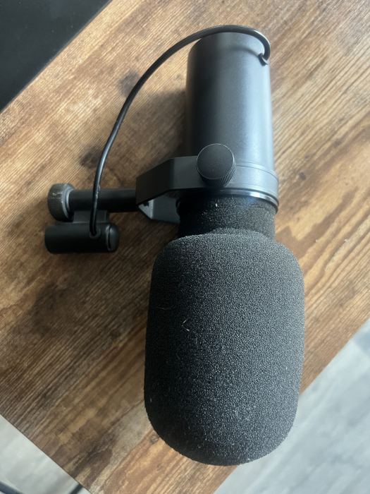 Shure SM7B Cardioid Dynamic Vocal Microphone