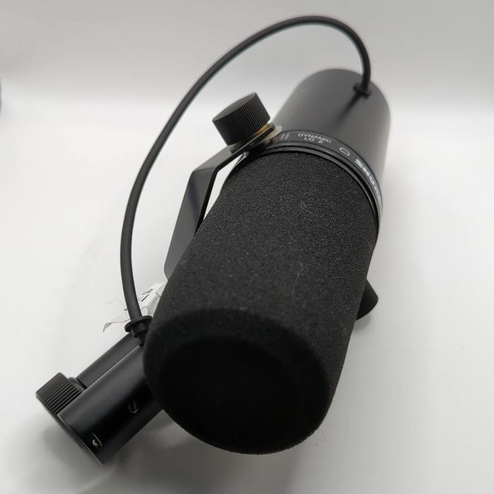 Shure SM7B 40Hz - 20kHz Dynamic Cardioid Microphone