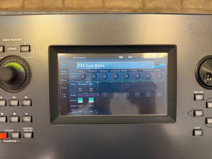 Yamaha Montage 6 Motion Control 61 FSX Keys Workstation Synthesizer W/Cable READ