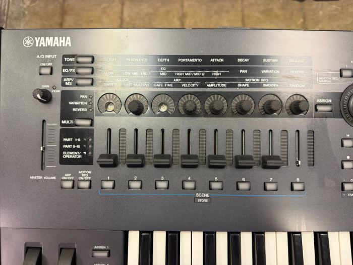 Yamaha Montage 6 Motion Control 61 FSX Keys Workstation Synthesizer W/Cable READ
