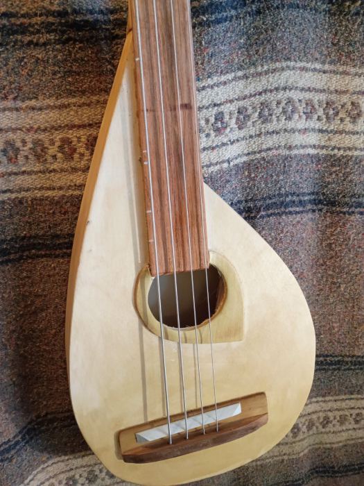 Right-hand Fretless Pocket Bass 4 String. Poplar Wood Festival Bass  28"  Scale 