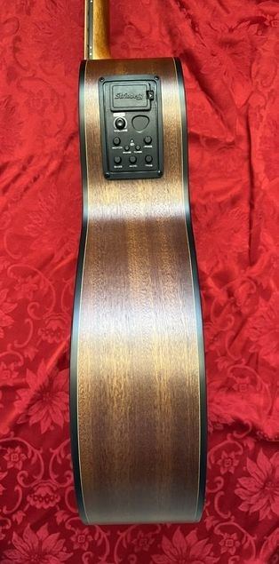 Strinberg Left-handed Auditorium Acoustic-Electric-Natural Satin+ Deluxe Gig Bag