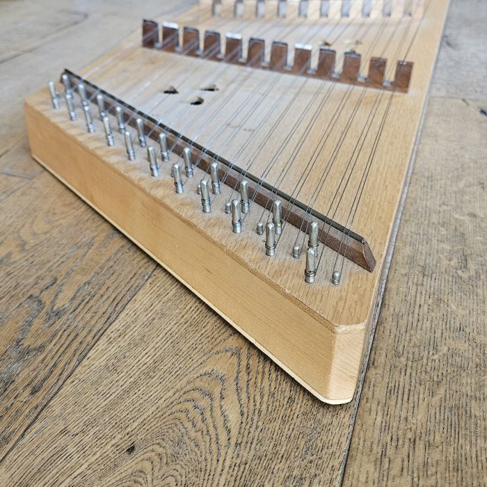 Vintage Folkcraft Instruments Handcrafted Hammered Dulcimer with Hammers & Book