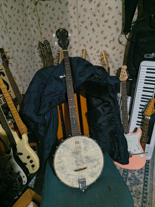 The Case for a Handmade Open-Back Banjo Over a Factory Model