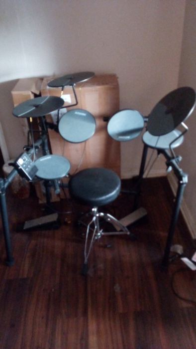Digital Electronic Full Drum Kit w/ Drum Pads, Cymbal Pads, Drum Module & Stool