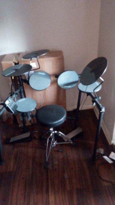 Digital Electronic Full Drum Kit w/ Drum Pads, Cymbal Pads, Drum Module & Stool