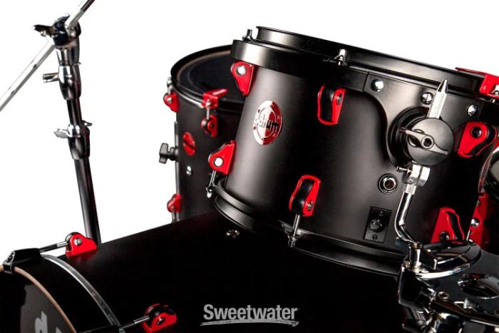 ddrum Hybrid 5 Kit 5-piece Acoustic/Electric Drum Set - Black with Red Hardware