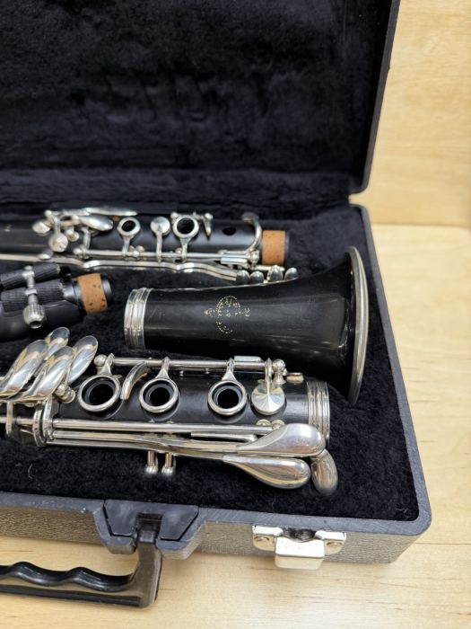 Buffet Crampon E11 Wood Bb Clarinet Paris Intermediate w/ Travel Case