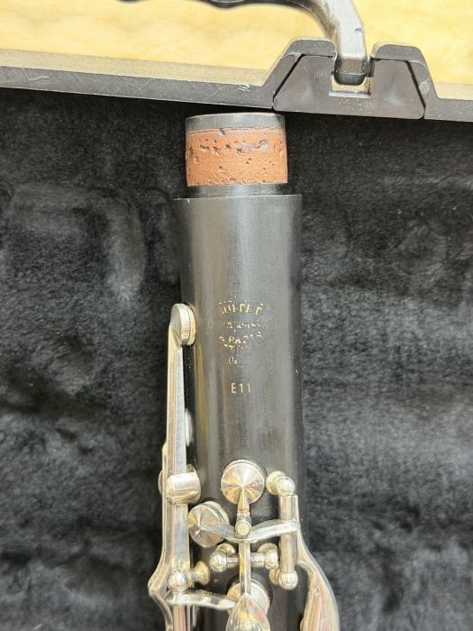 Buffet Crampon E11 Wood Bb Clarinet Paris Intermediate w/ Travel Case
