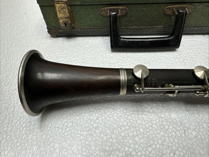 VTG Noblet N Paris Intermediate Wood Clarinet Rare 70's in Case