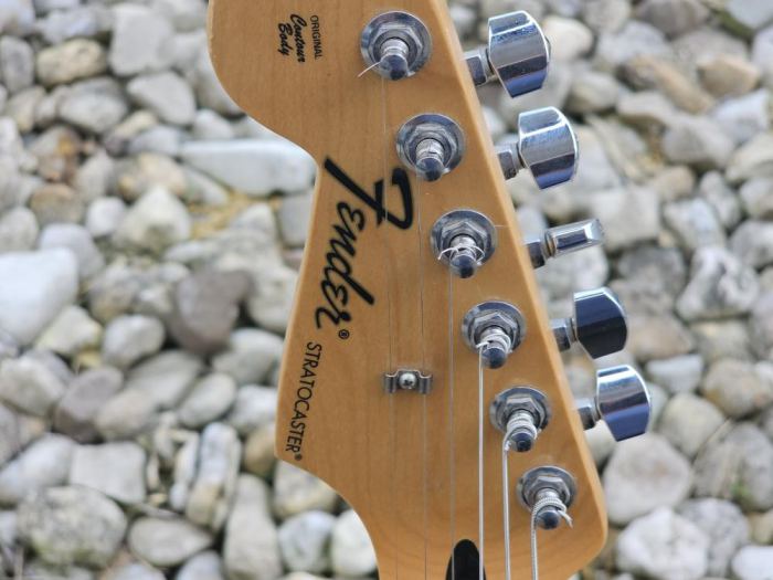 Left Handed 2012 Fender Stratocaster Electric Guitar White Mexico (AM1094623)