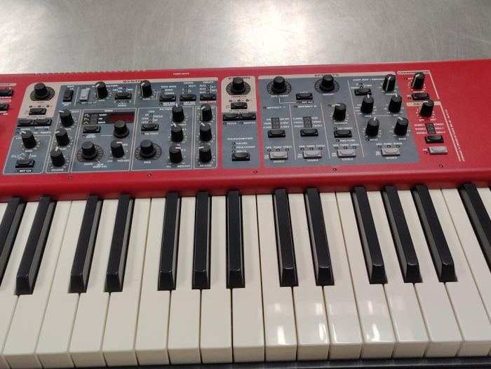 Nord Stage 2 Hammer Action Keyboard Model HA88 (SB1129668)
