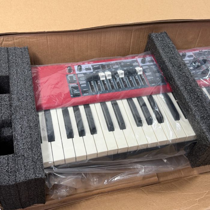 Nord Electro 6D 61 Stage Piano 61-Note Semi-Weighted Waterfall Keyboard Open Box