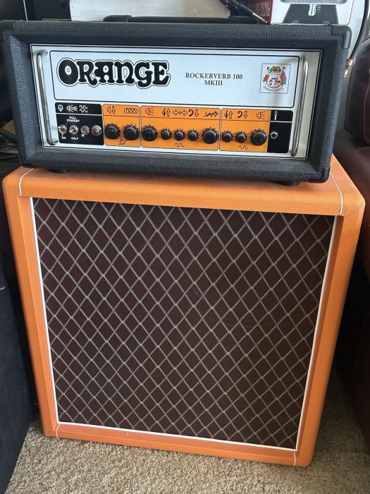 Excellent condition - Custom Orange Leather Guitar Speaker Cabinet