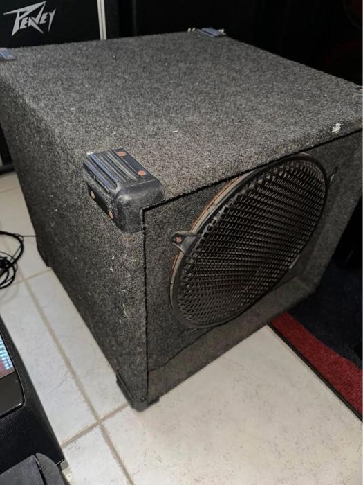 1X15 speaker cabinet for guitar, bass, drums or other amplifier LOCAL PICKUP