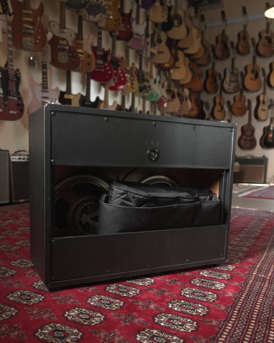 Satellite 2x12" Guitar Amp Speaker Cabinet - Black Tolex w/ Cream Grille