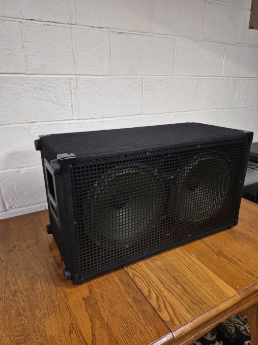 2 X 12 LOADED GUITAR SPEAKER CABINET - SLM 86-455-08/ 60W / 16 OHM extra bumpers