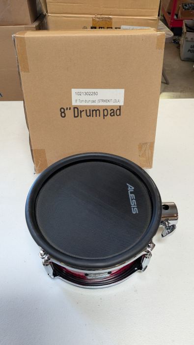 Alesis 8" Dual-Zone Mesh Drum Pad for Strike /Strike Pro Drum Kit 1021302250-A