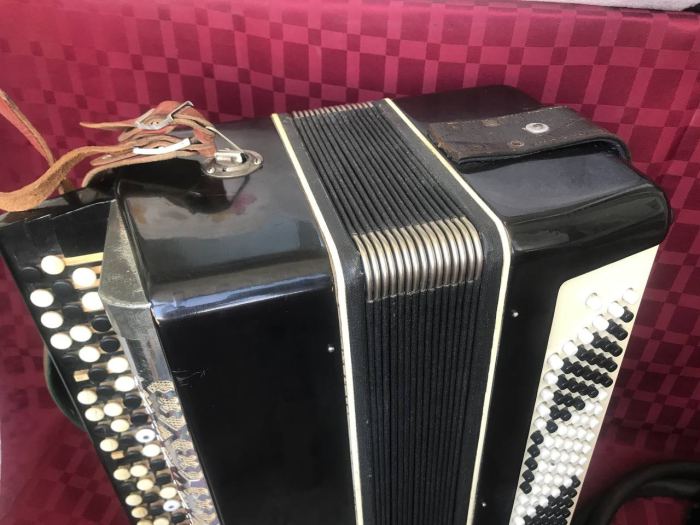 Electric Accordion Bayan Button Mechta Original USSR Soviet Vintage