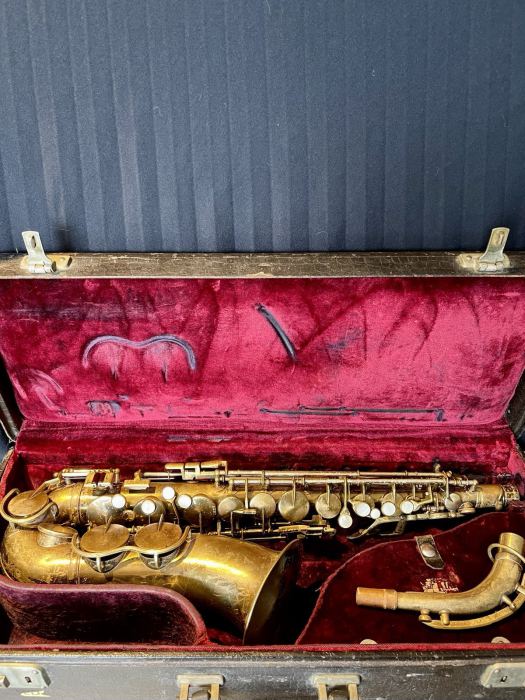 King Zephyr Alto Saxophone 1935 New Professional Repad Original Case