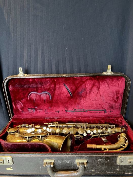 King Zephyr Alto Saxophone 1935 New Professional Repad Original Case