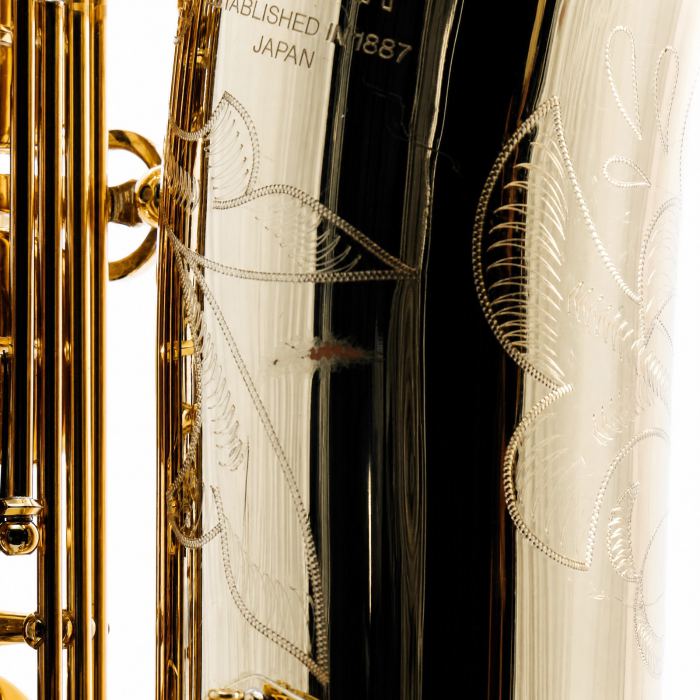 Yamaha YBS-62 Professional Eb Baritone Saxophone in Gold Lacquer SN 011322