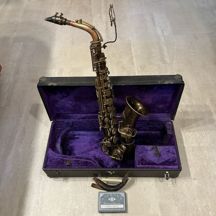 1924 The Martin Low Pitch Saxophone Matching Neck Orig Case Professional Extras