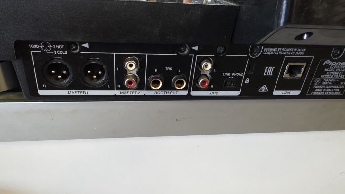 🎧 Pioneer DJ XDJ-RX Professional DJ Controller – Great Condition!