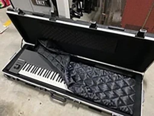Native Instruments Komplete Kontrol S88 MK2 Keyboard w/ABS road case