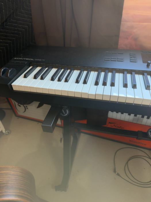 Native Instruments Kontrol S88 MK3 + Komplete 14 Ultimate Bundle READ
