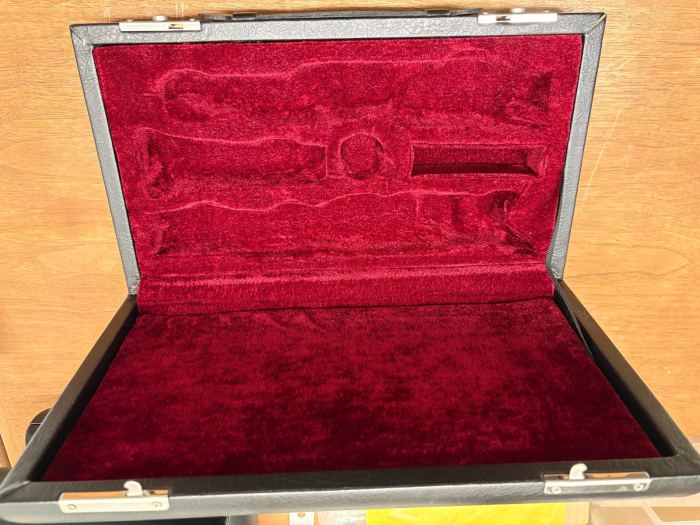 Prestini wood  oboe case    -professional-slight damage