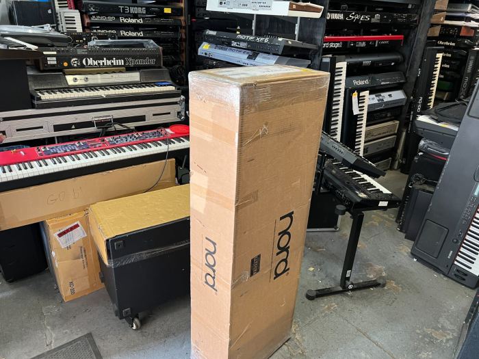 Nord Stage 4 88 key Keyboard Weighted Hammer Piano/Synth/w/Pedal   ARMENS