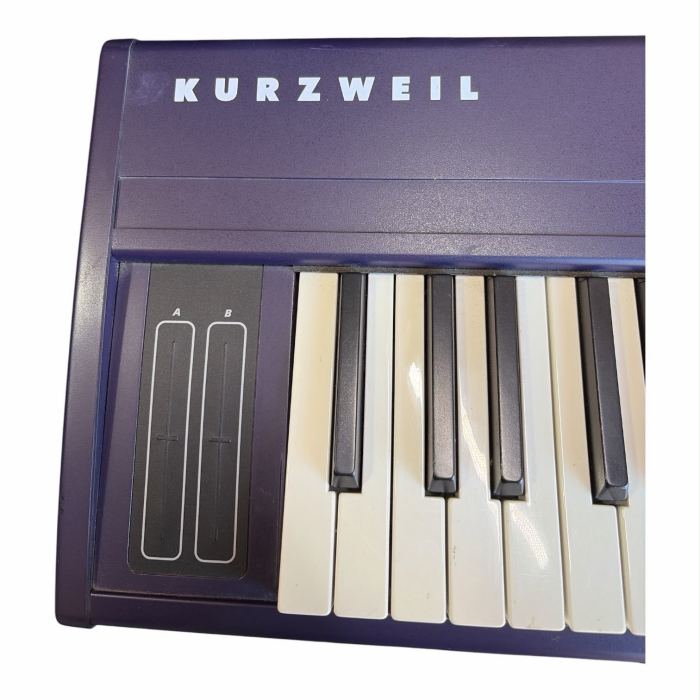 Vintage  SP88 88-Key Stage Piano Keyboard MIDI Tested Powers On