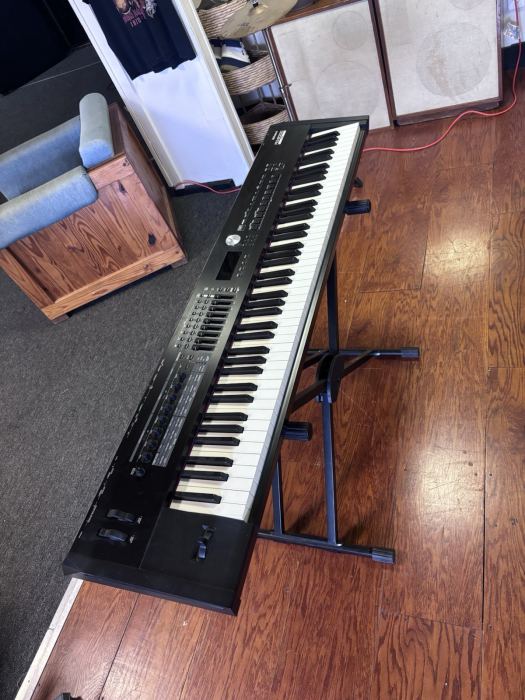 Roland RD-2000EX 88-Key Weighted Digital Stage Piano Black Pitch Bend Mod