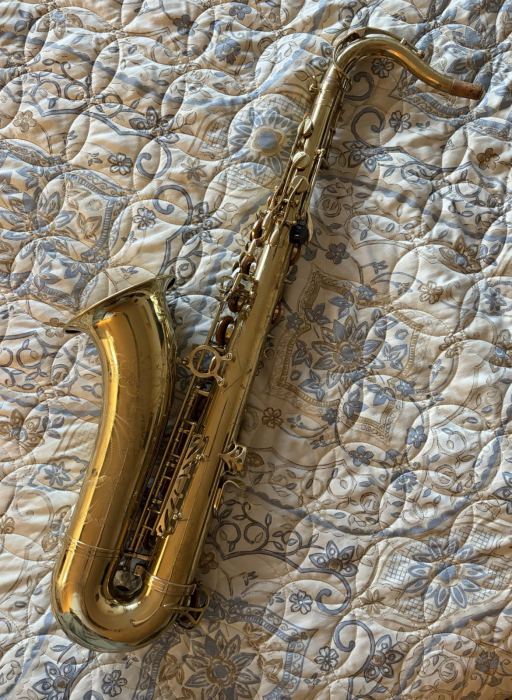 Super Action 80 Style Bb Tenor Saxophone w/Case - Back To School Special