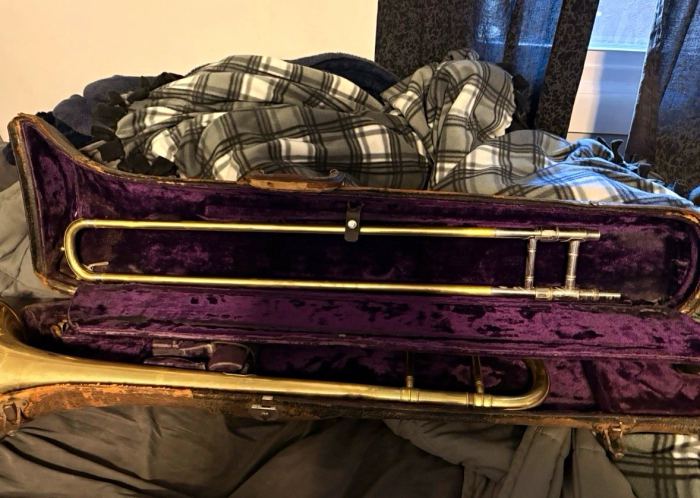 Rare Reynolds model 70 trombone with low sn703 great player OPEN TO OFFERS 